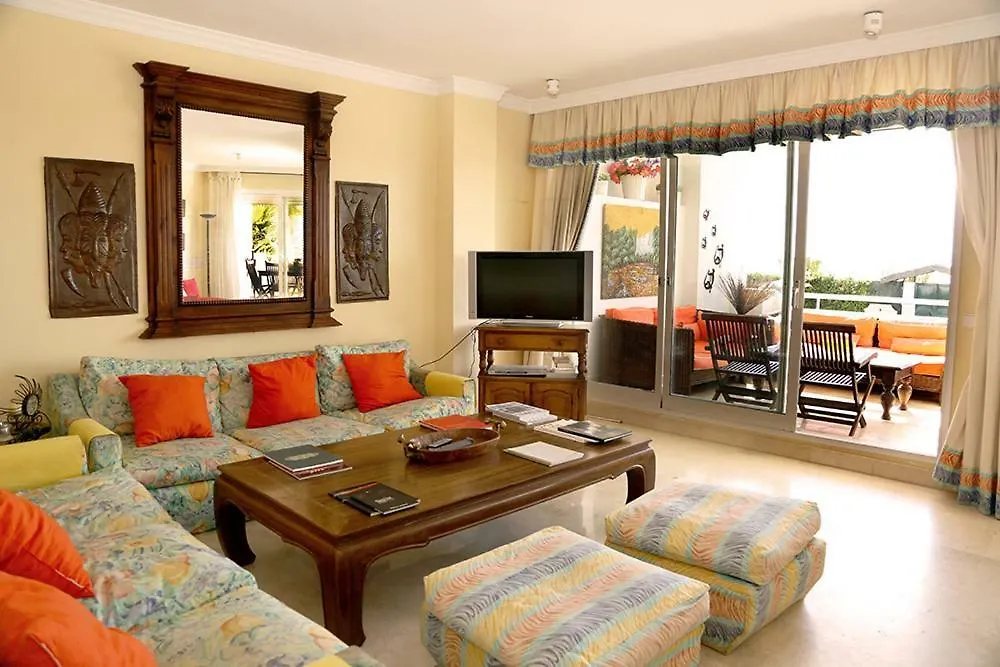 Mistral Beach Puerto Banus Apartment Marbella