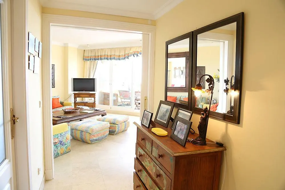 Mistral Beach Puerto Banus Apartment Marbella